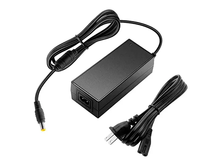 CARGADOR PARA LAPTOP UNIVERSAL GENERICO ( ZH-67-143 ) 14V | 3A